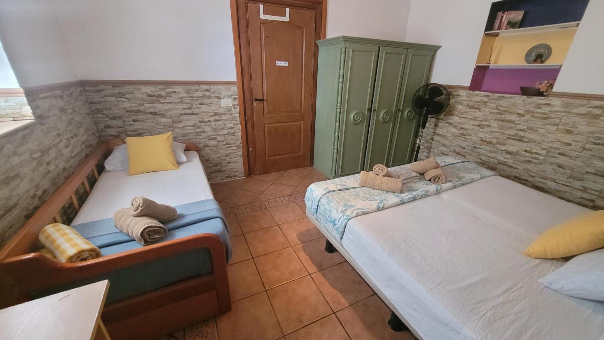 Eden Guesthouse Sardina Quarto foto